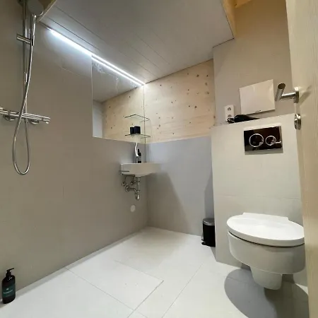 Mondholz - Urban 24-7