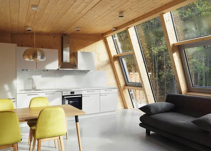 Mondholz - Urban 24-7 *